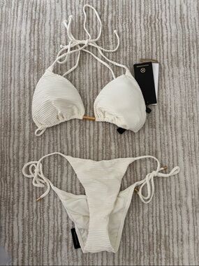Vix Cream Ribbed Tie-Side Bikini with Gold Accents